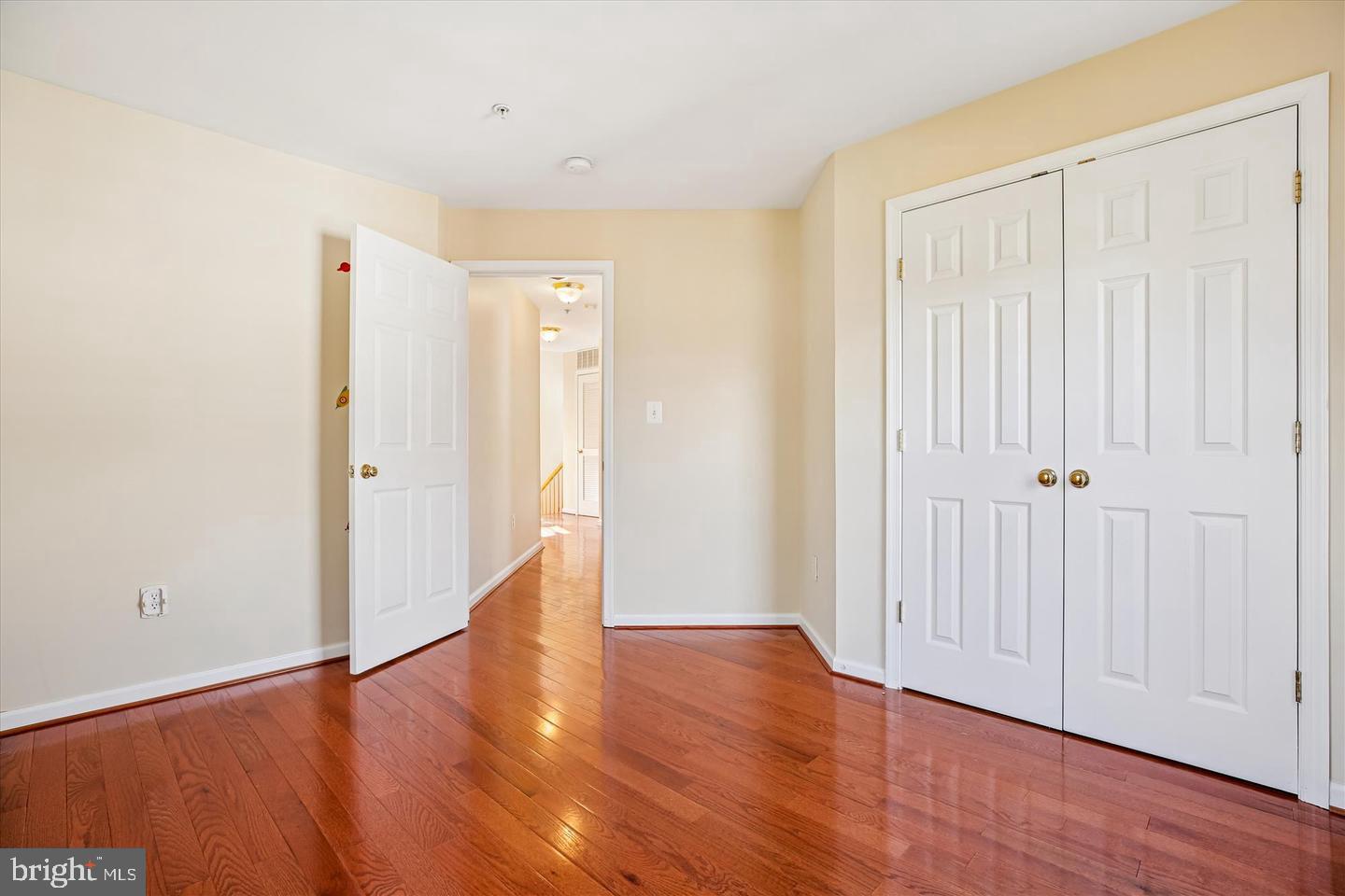 LAKELANDS - Residential Lease