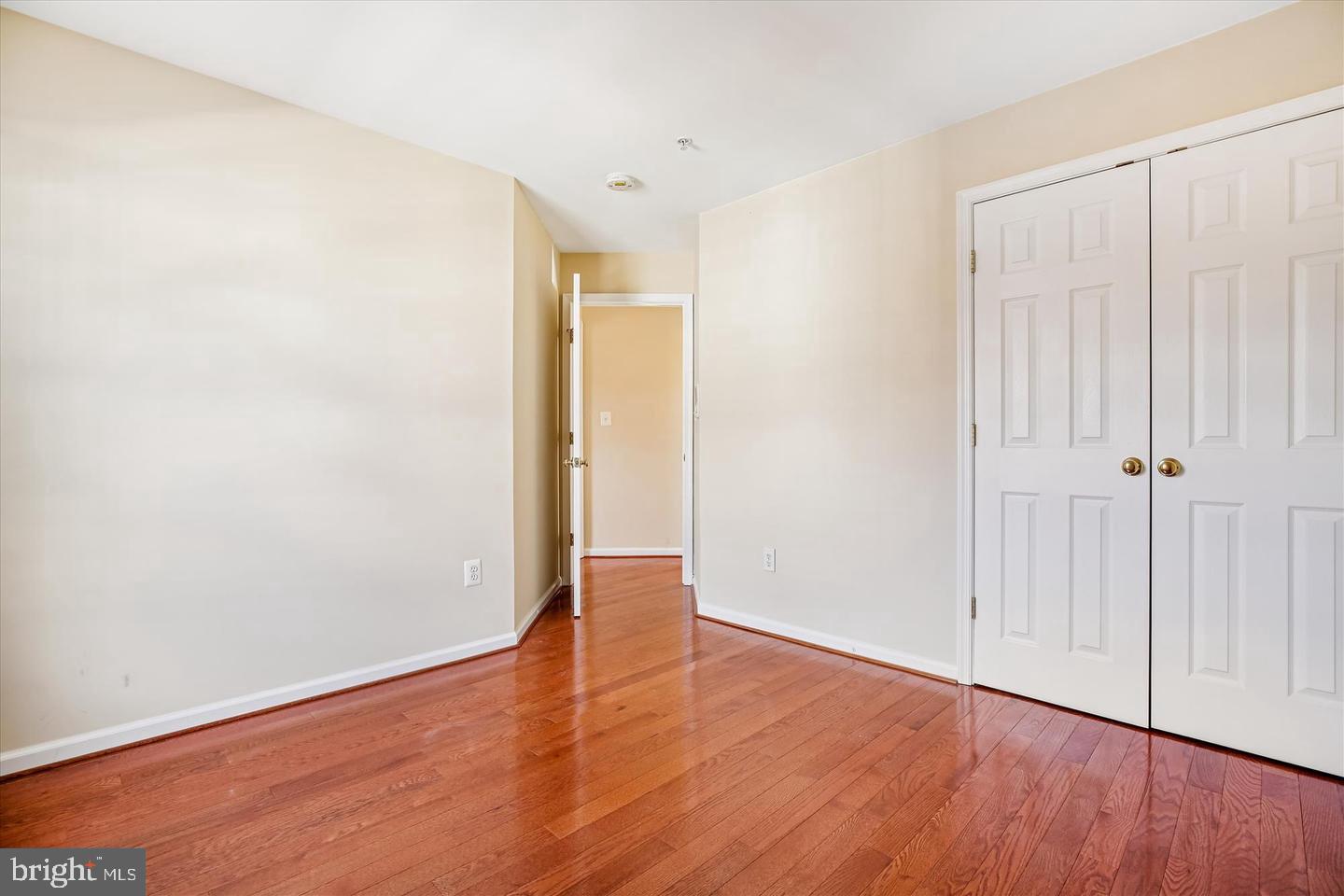 LAKELANDS - Residential Lease