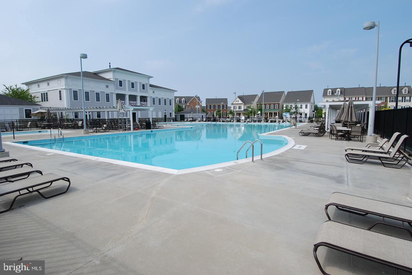 LAKELANDS - Residential Lease