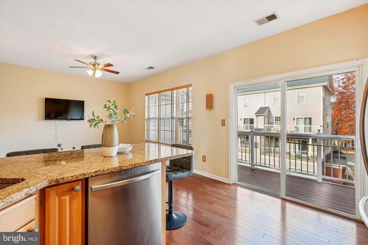 LAKELANDS - Residential Lease