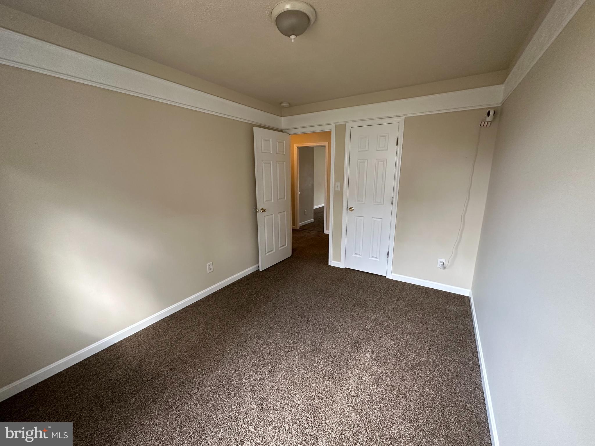 MILLS FARM - Residential