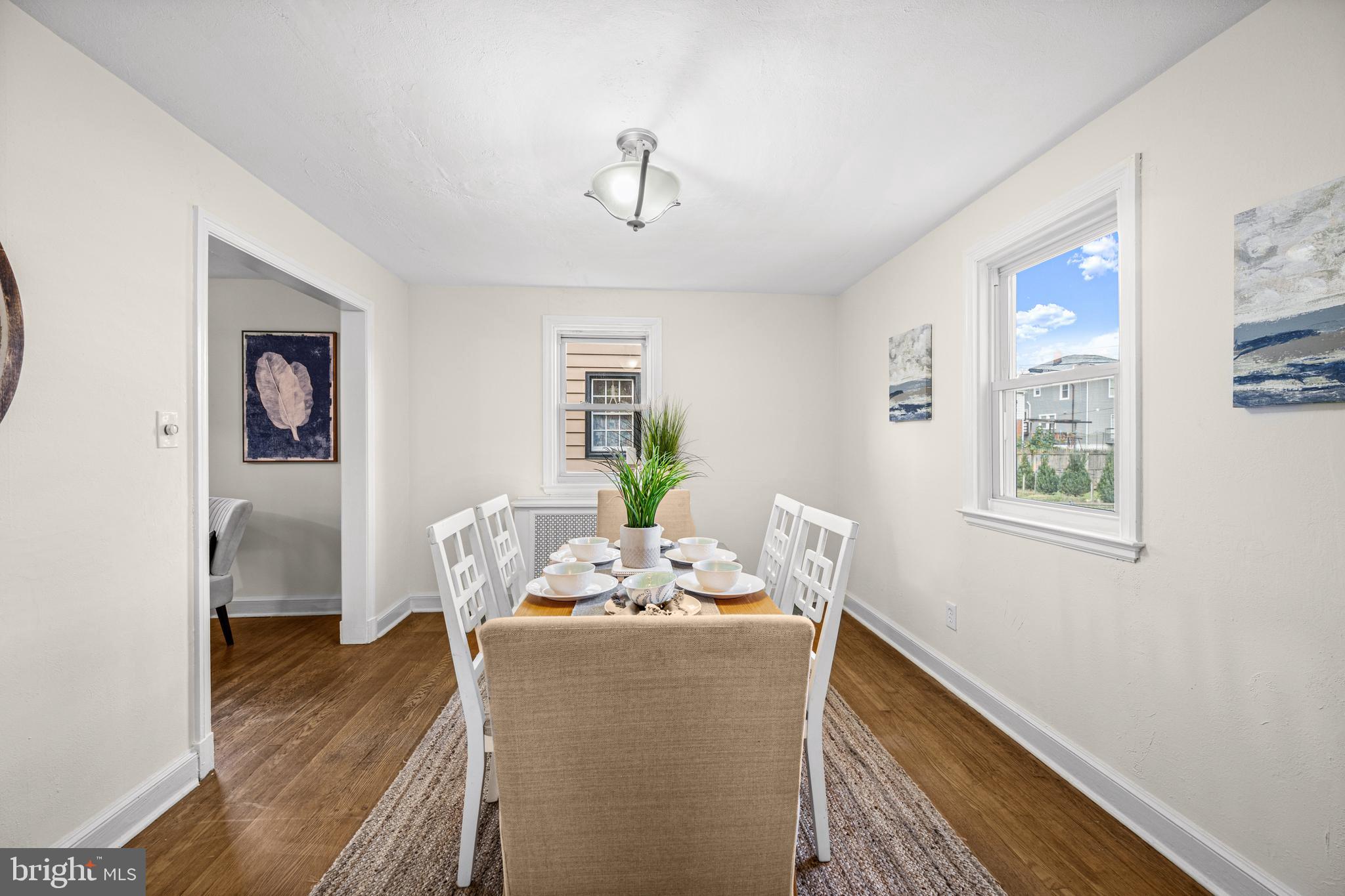 ROCKLEIGH COURT - Residential