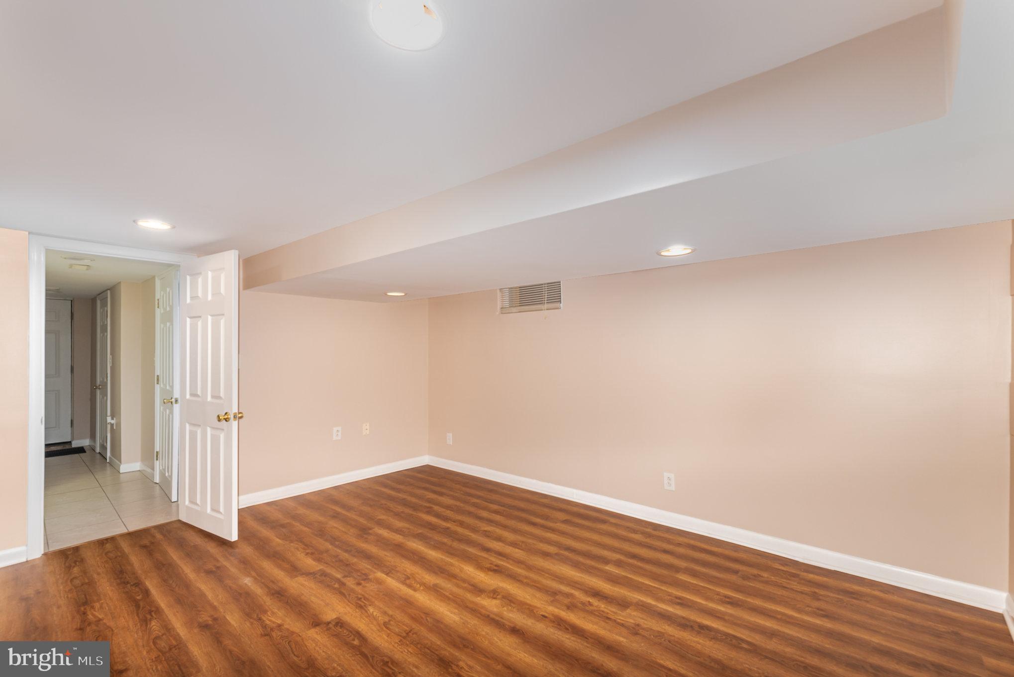 GREEKTOWN - Residential