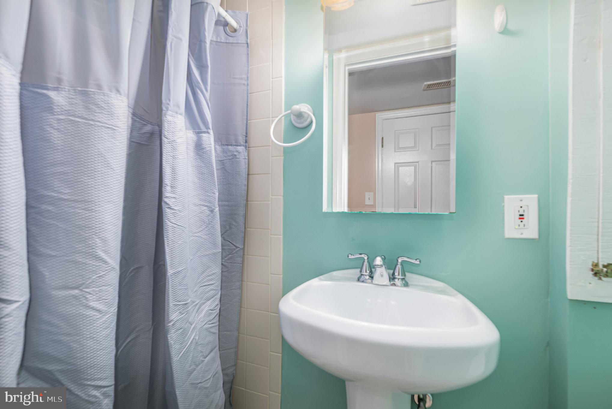 GREEKTOWN - Residential