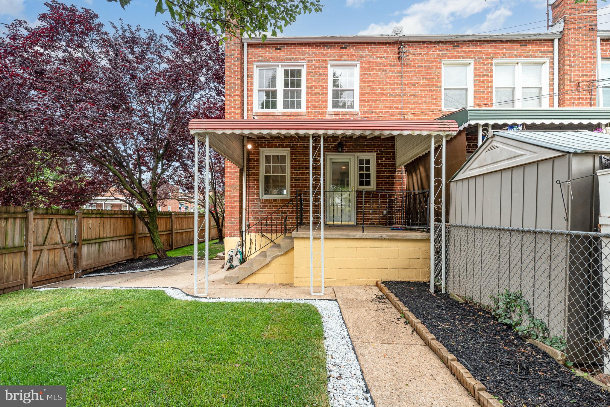 GREEKTOWN - Residential