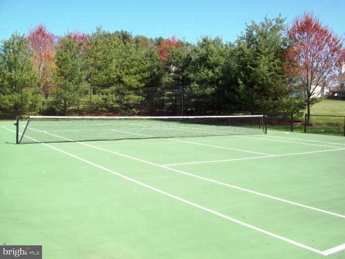 FOX VALLEY ESTATES - Residential