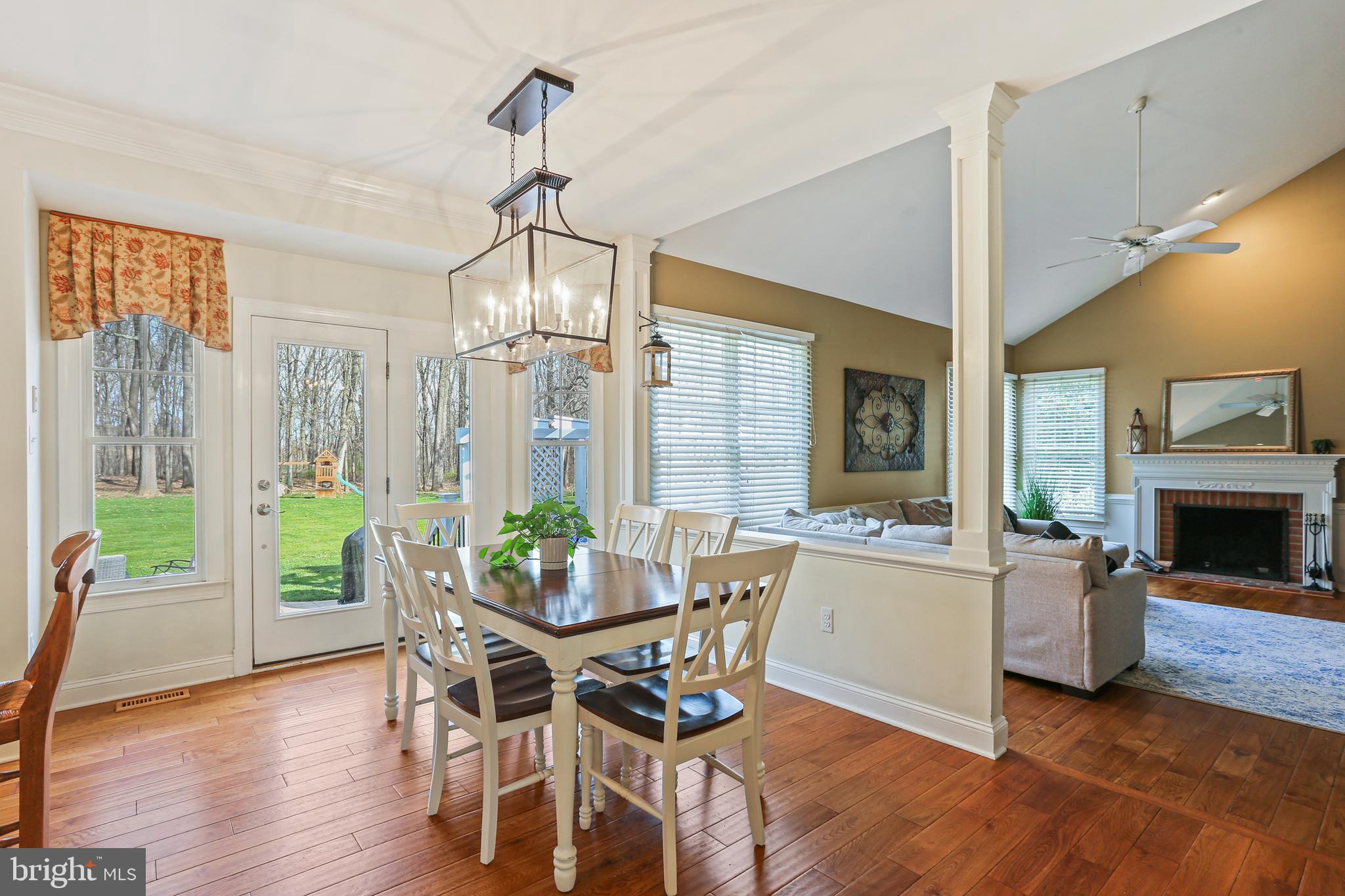 FOX VALLEY ESTATES - Residential