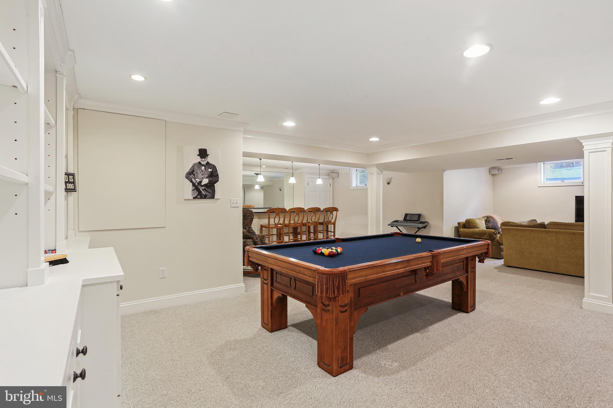 FOX VALLEY ESTATES - Residential