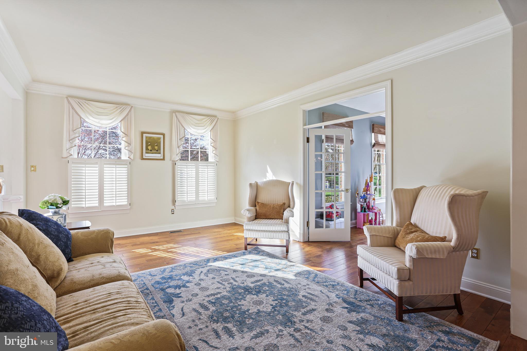 FOX VALLEY ESTATES - Residential