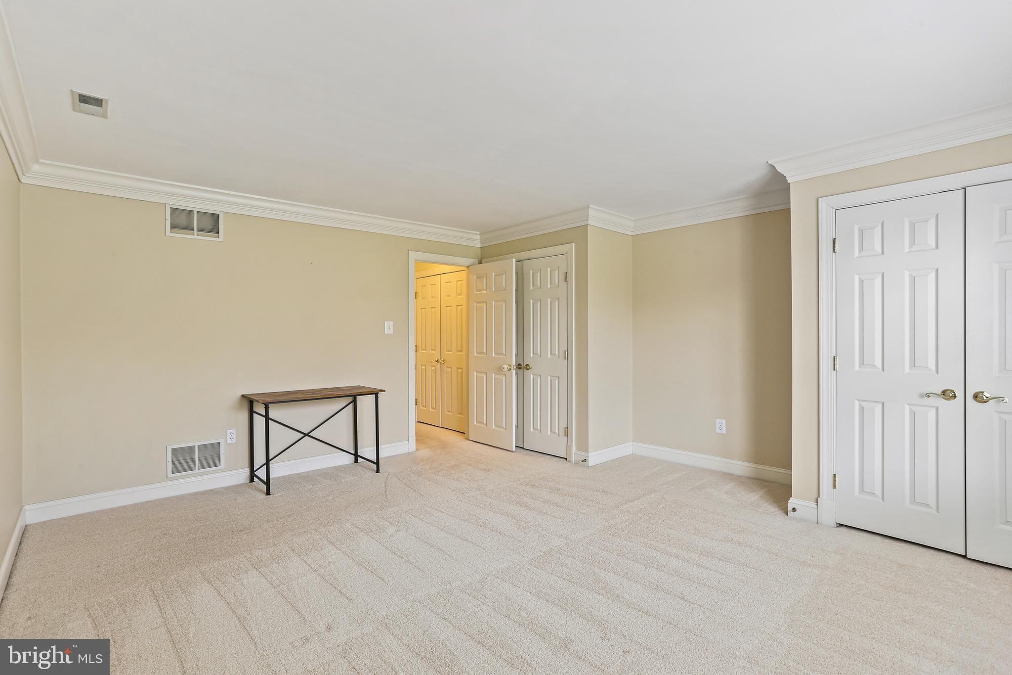 FOX VALLEY ESTATES - Residential