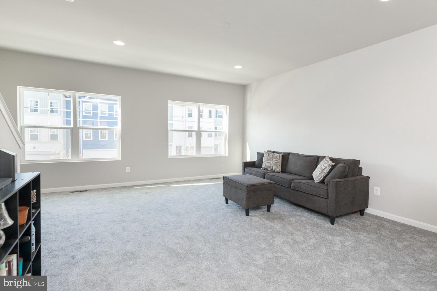 SNOWDEN BRIDGE - Residential Lease