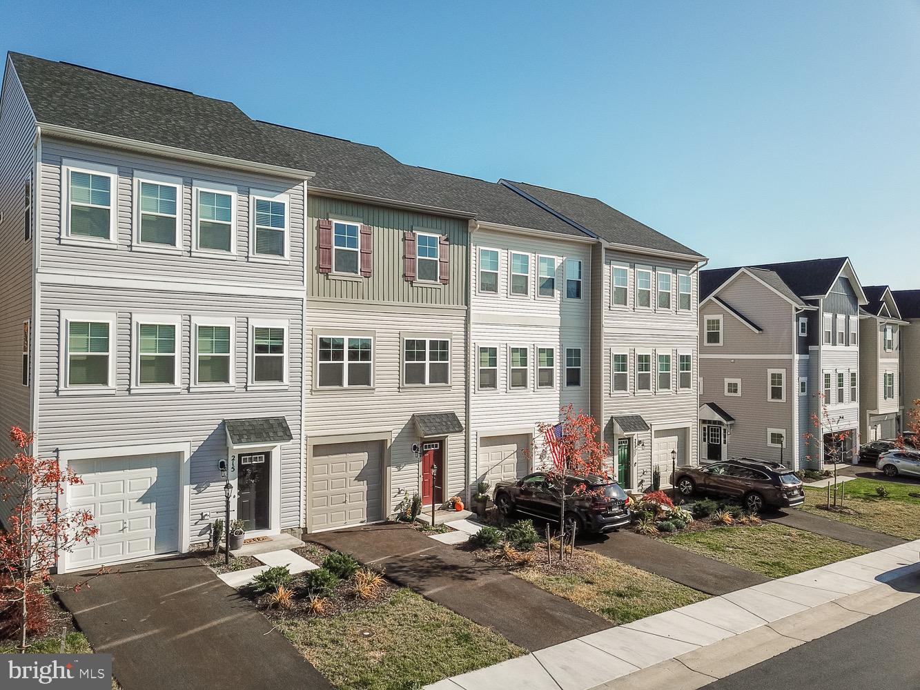 SNOWDEN BRIDGE - Residential Lease