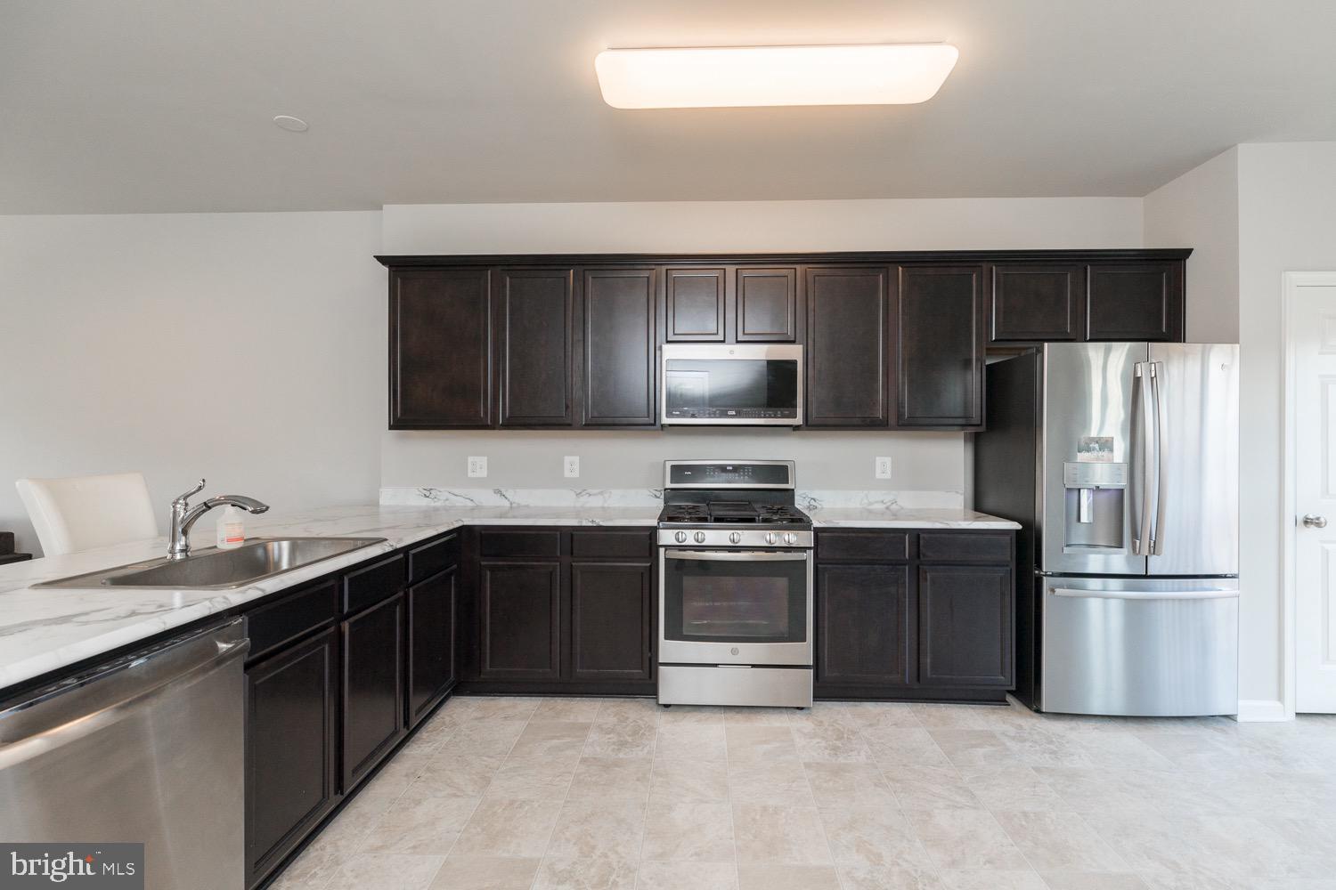 SNOWDEN BRIDGE - Residential Lease