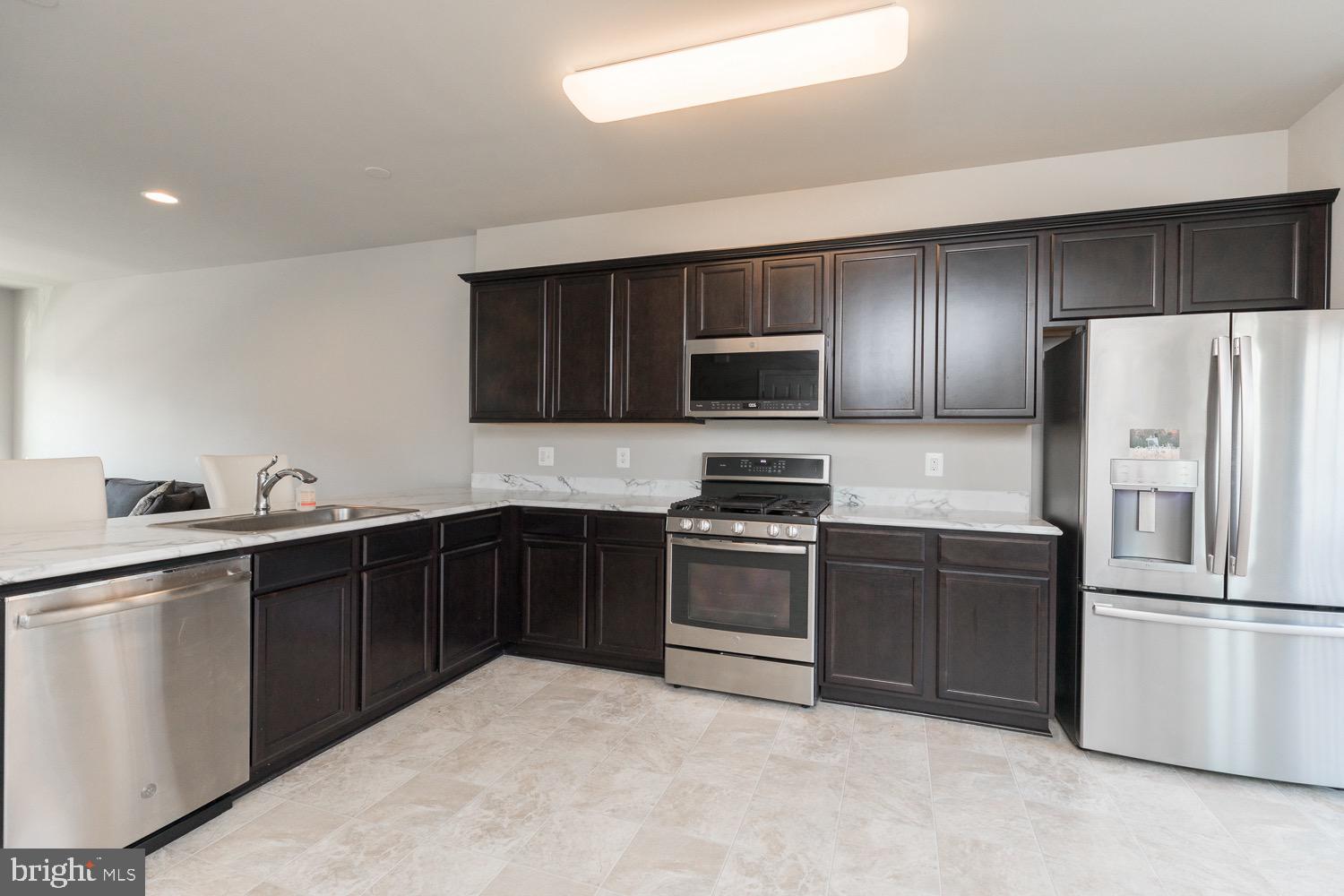 SNOWDEN BRIDGE - Residential Lease