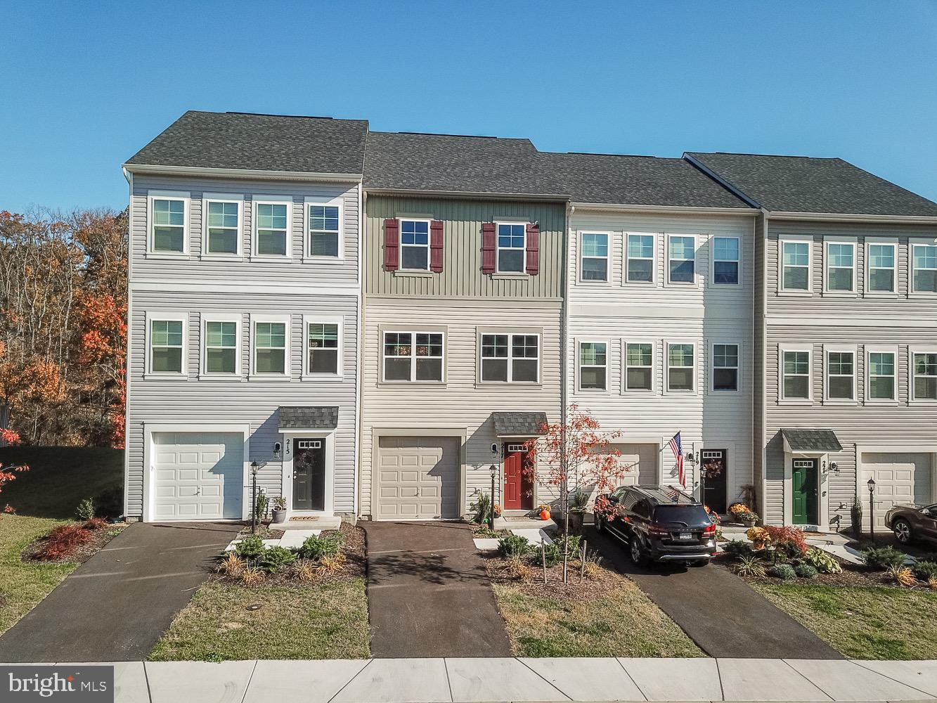 SNOWDEN BRIDGE - Residential Lease