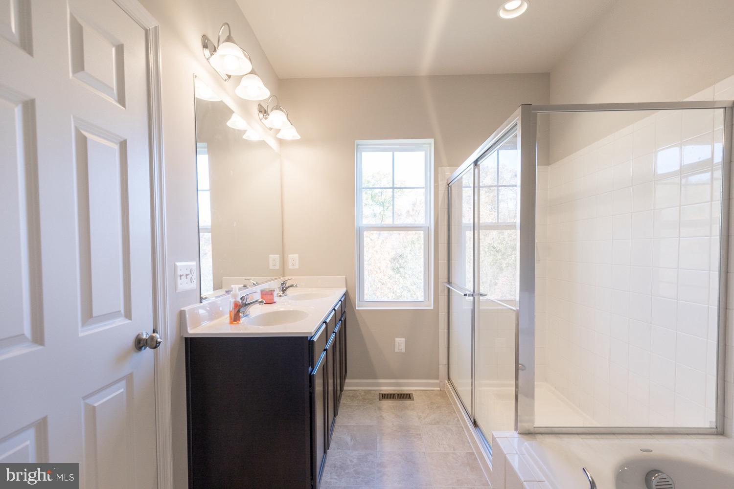 SNOWDEN BRIDGE - Residential Lease