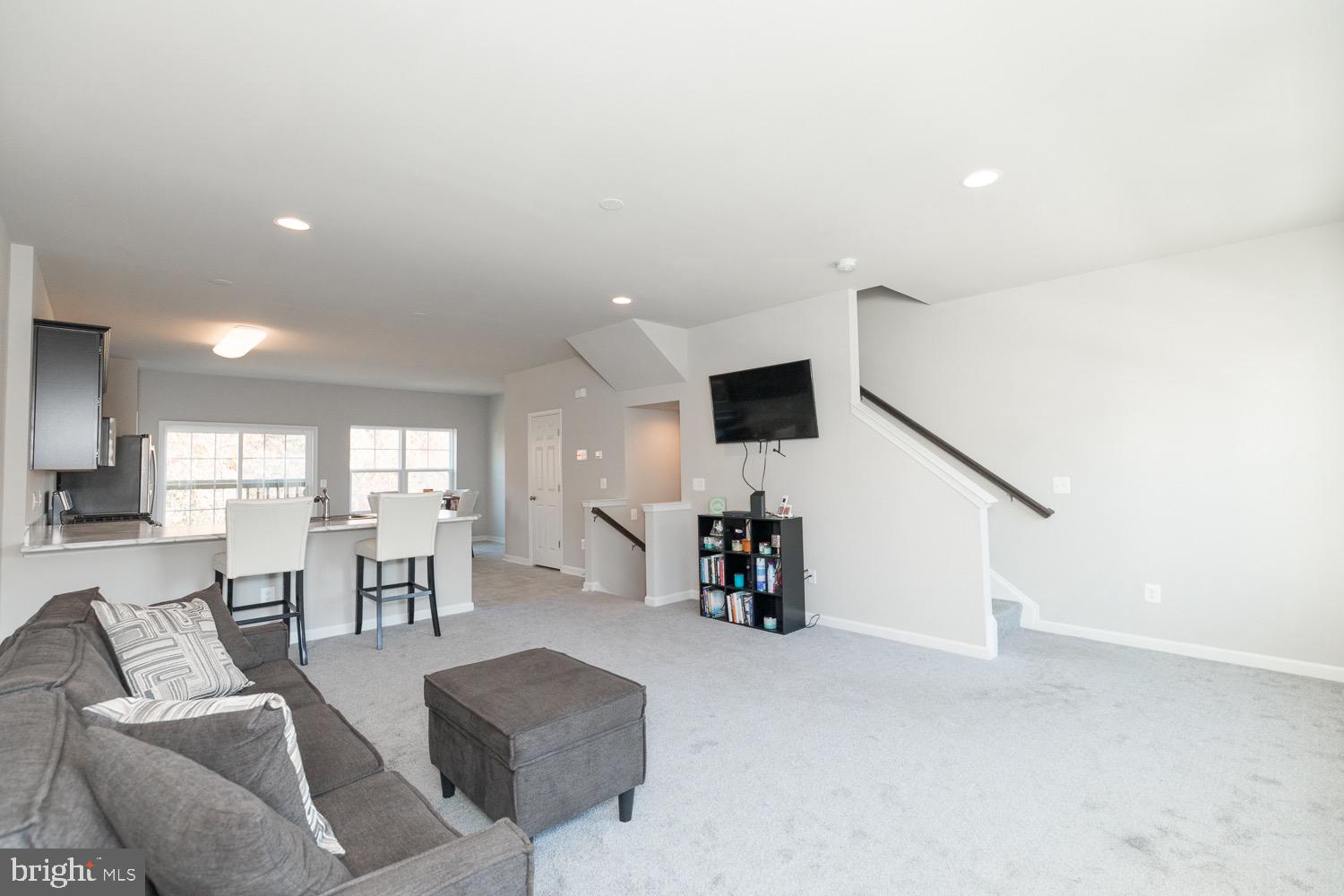 SNOWDEN BRIDGE - Residential Lease