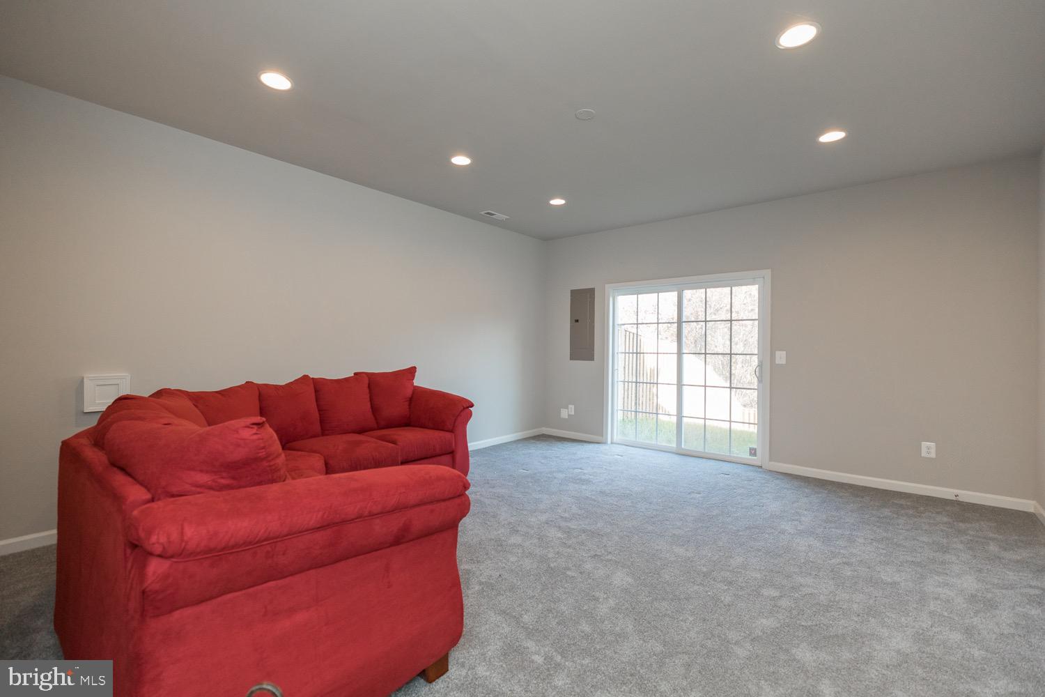 SNOWDEN BRIDGE - Residential Lease