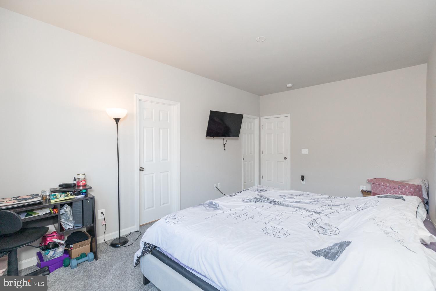 SNOWDEN BRIDGE - Residential Lease