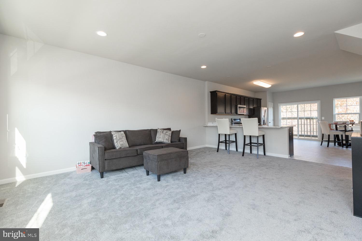 SNOWDEN BRIDGE - Residential Lease