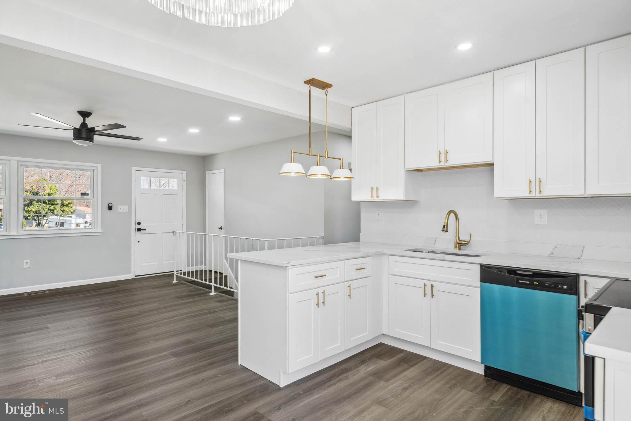 DALE CITY - Residential