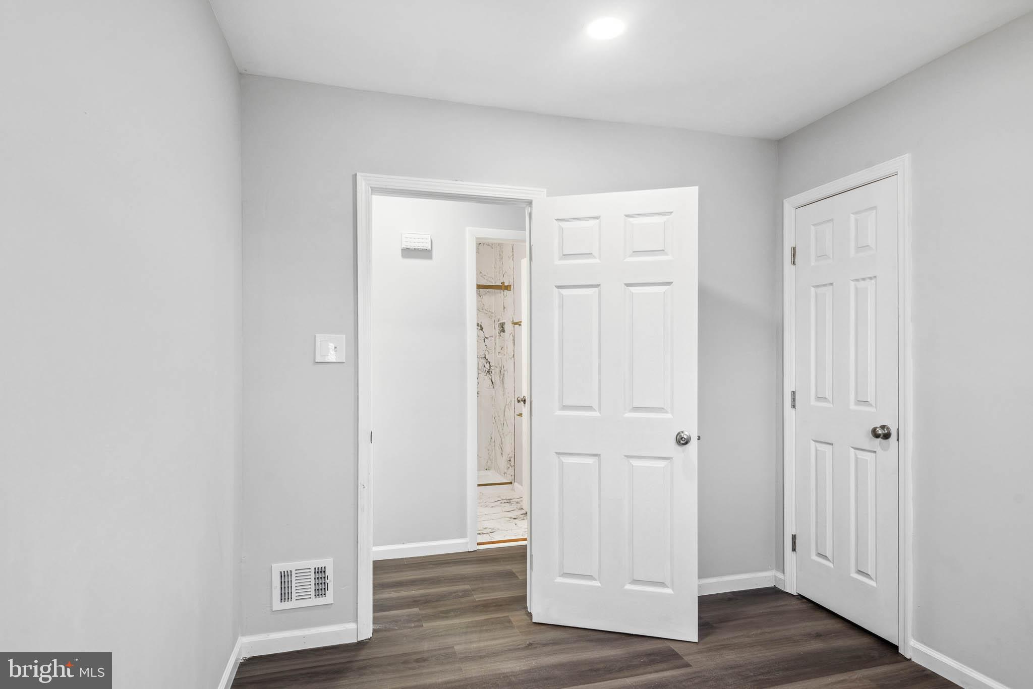 DALE CITY - Residential