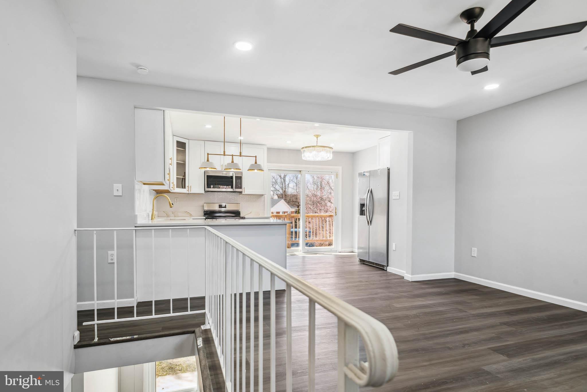 DALE CITY - Residential