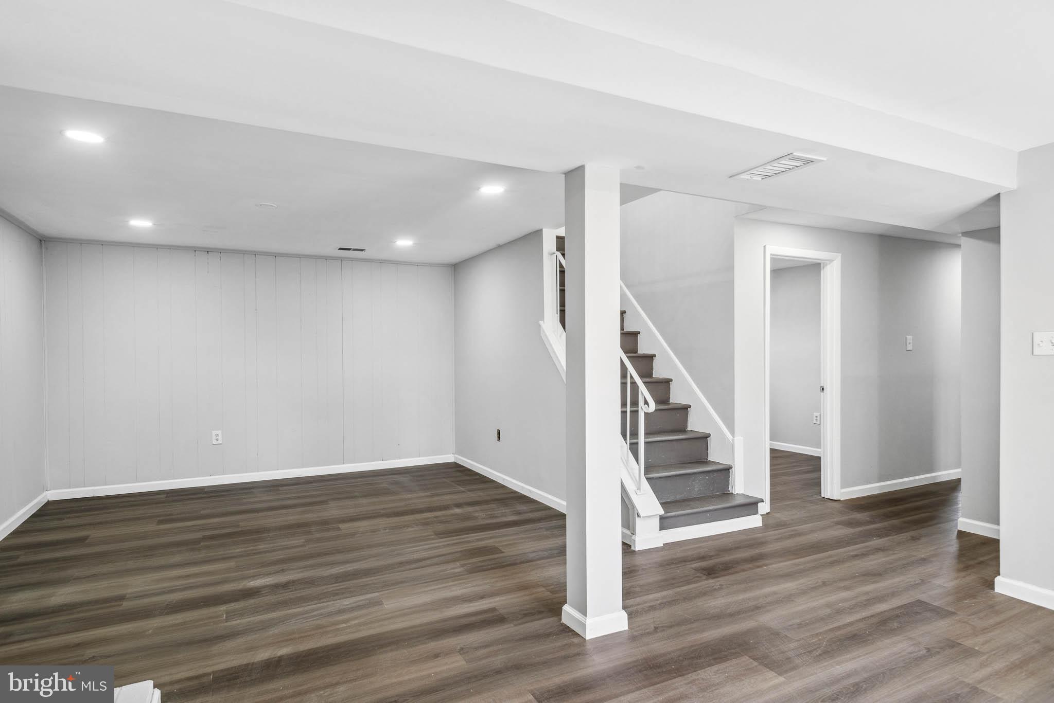 DALE CITY - Residential