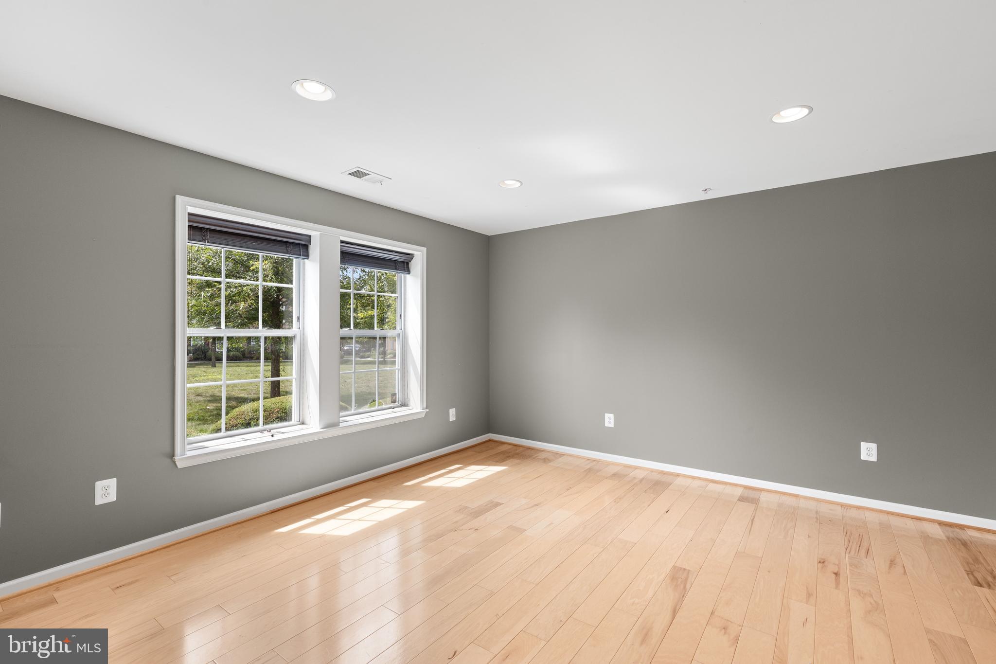 GATEWAY OVERLOOK - Residential