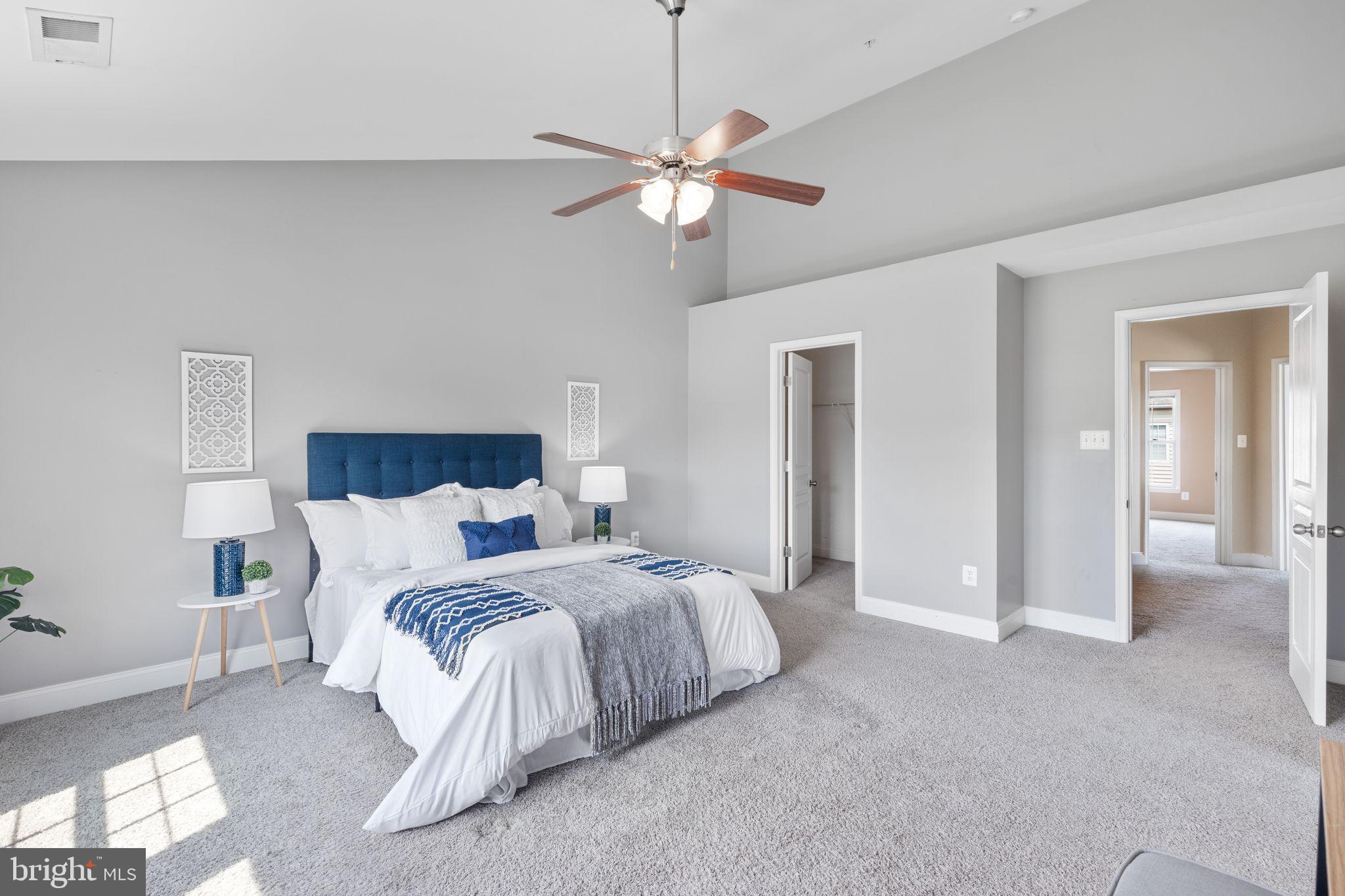 GATEWAY OVERLOOK - Residential