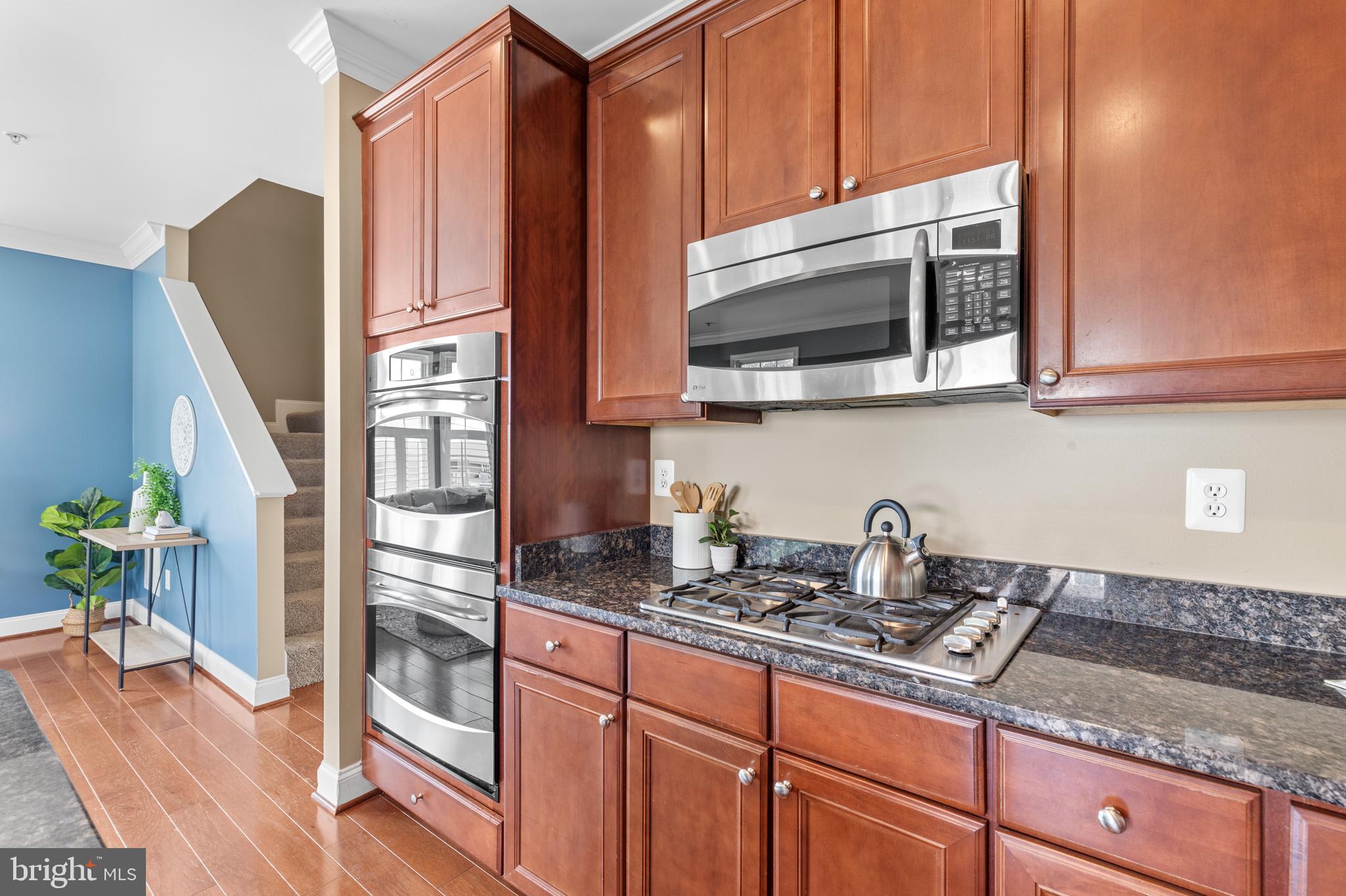 GATEWAY OVERLOOK - Residential