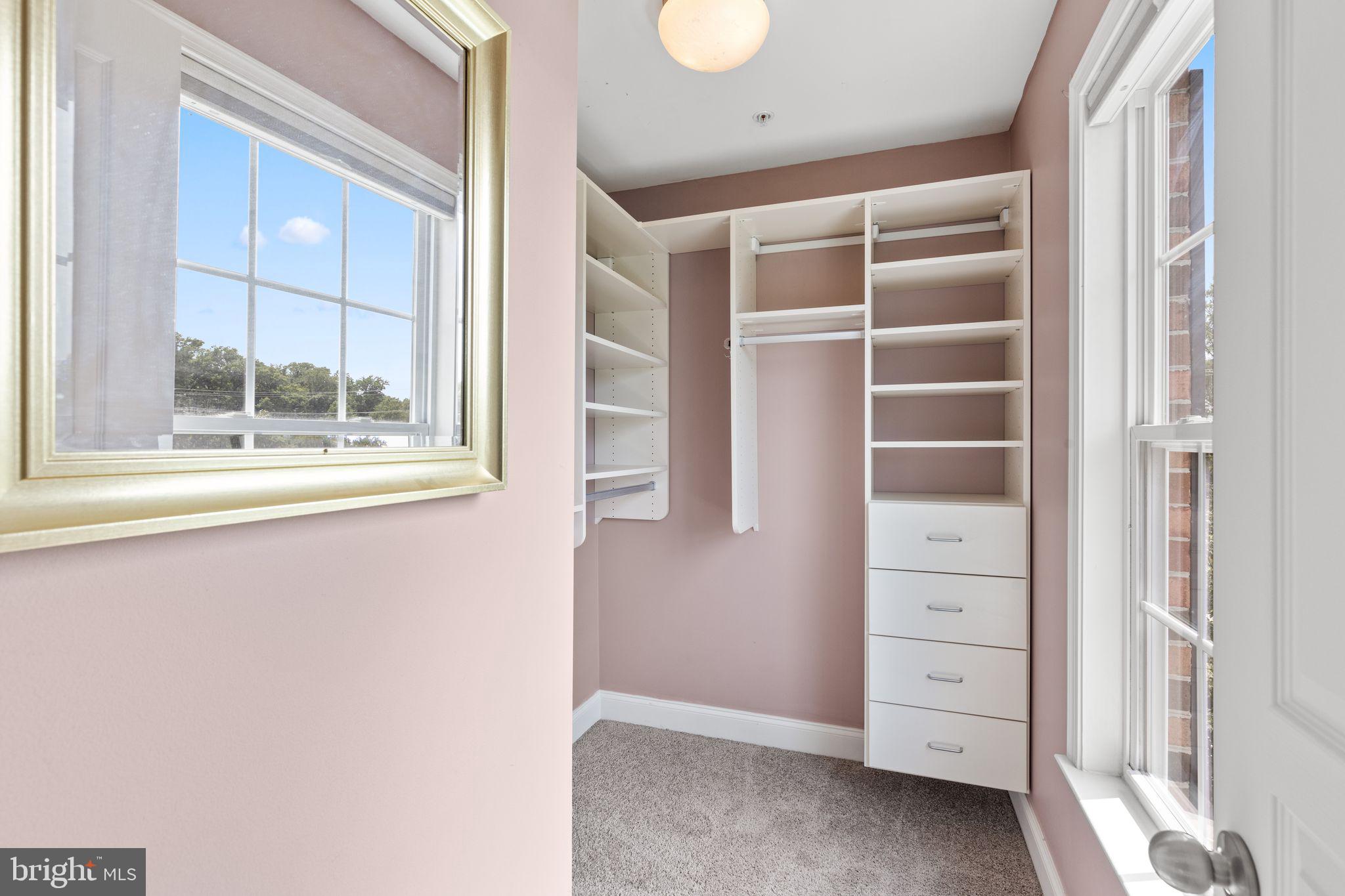 GATEWAY OVERLOOK - Residential