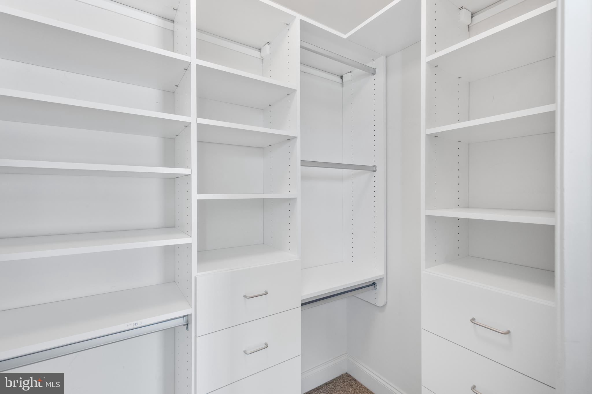 GATEWAY OVERLOOK - Residential