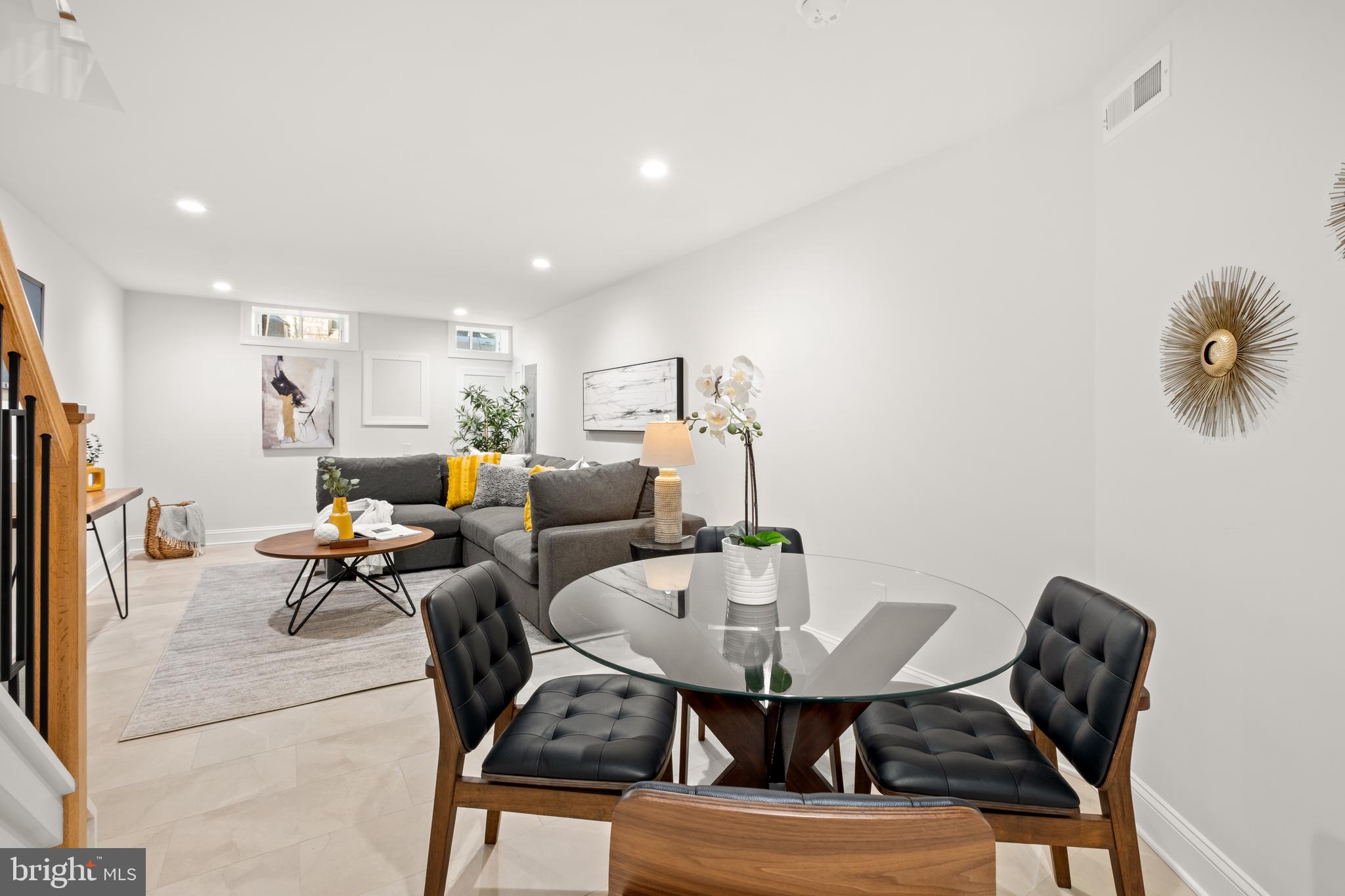 ART MUSEUM AREA - Residential