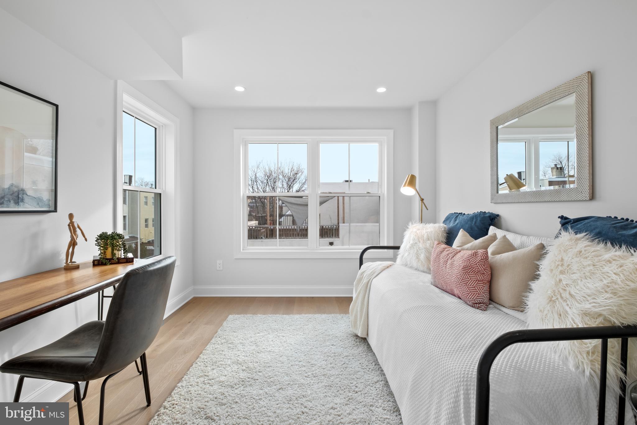 ART MUSEUM AREA - Residential