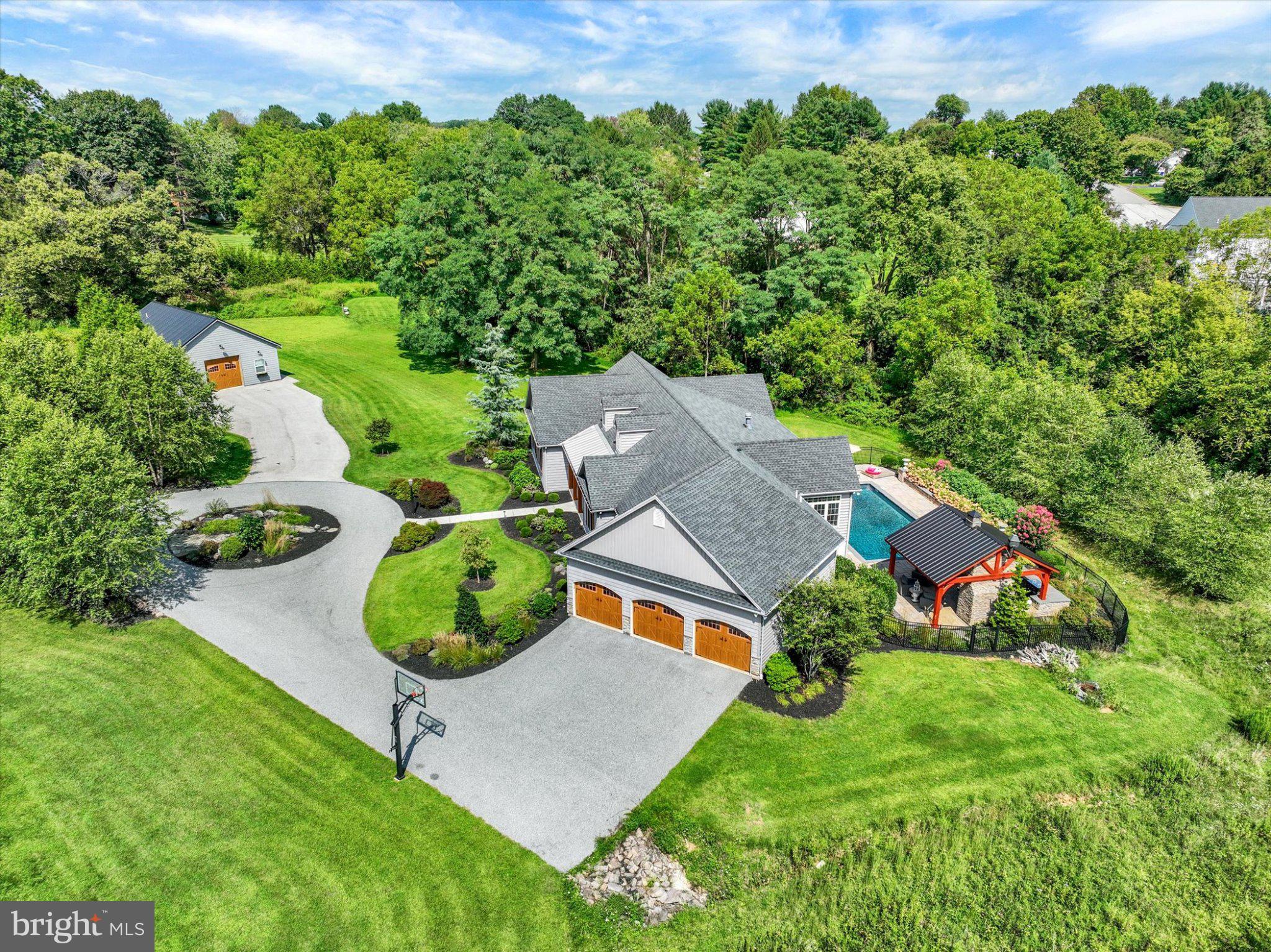2811 IRONSTONE HILL ROAD