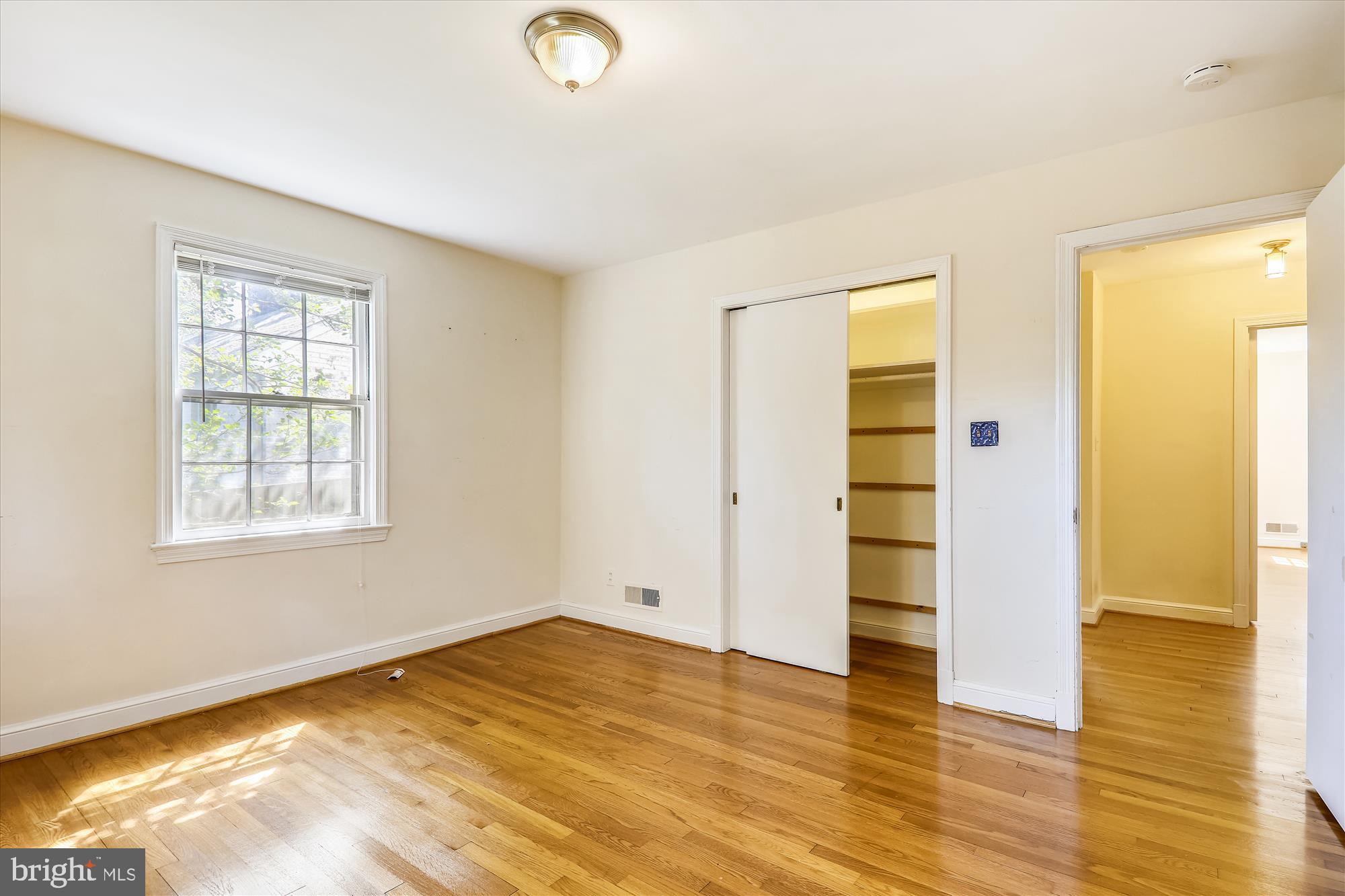 ROLLINGWOOD - Residential Lease