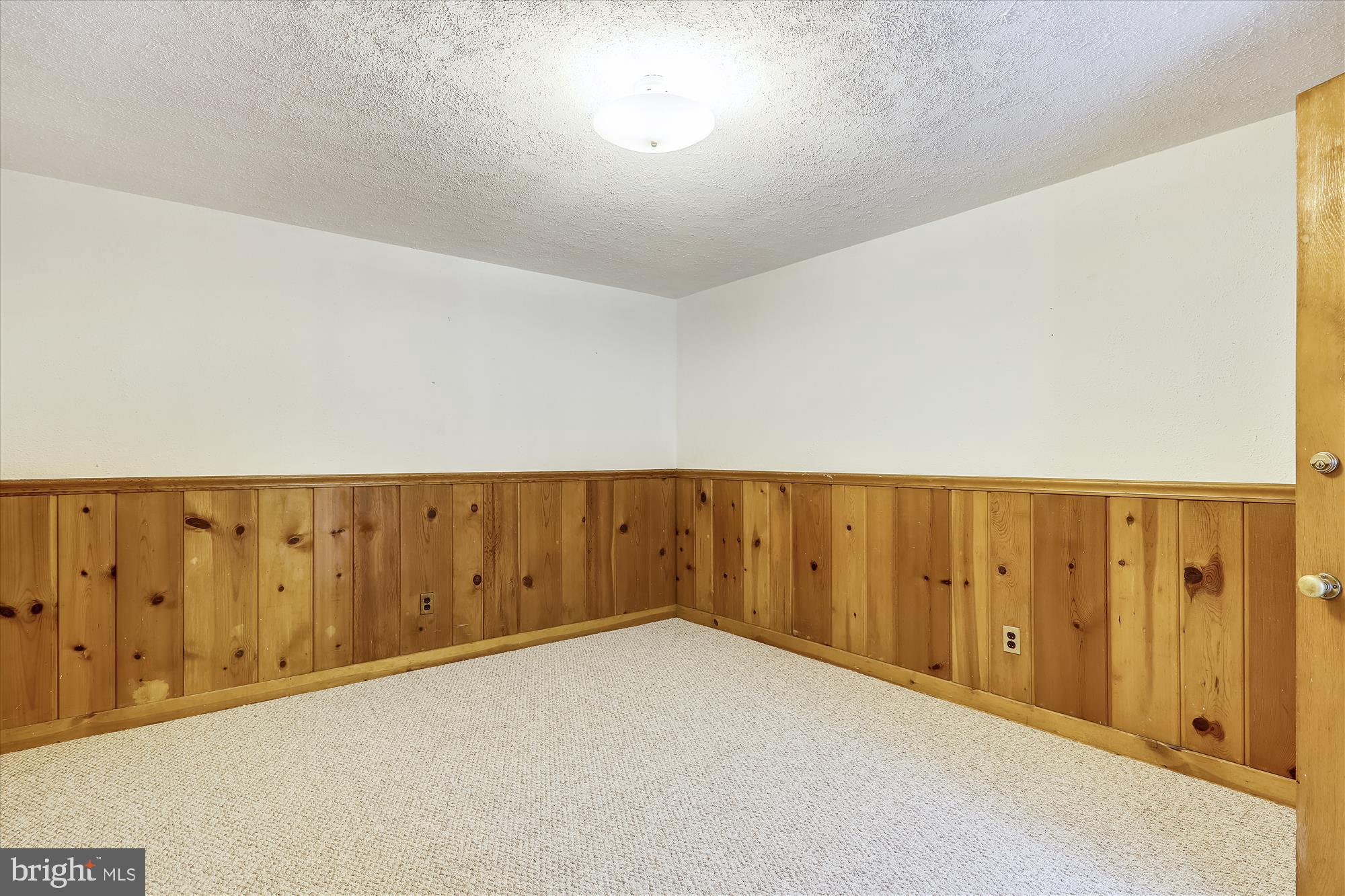 ROLLINGWOOD - Residential Lease