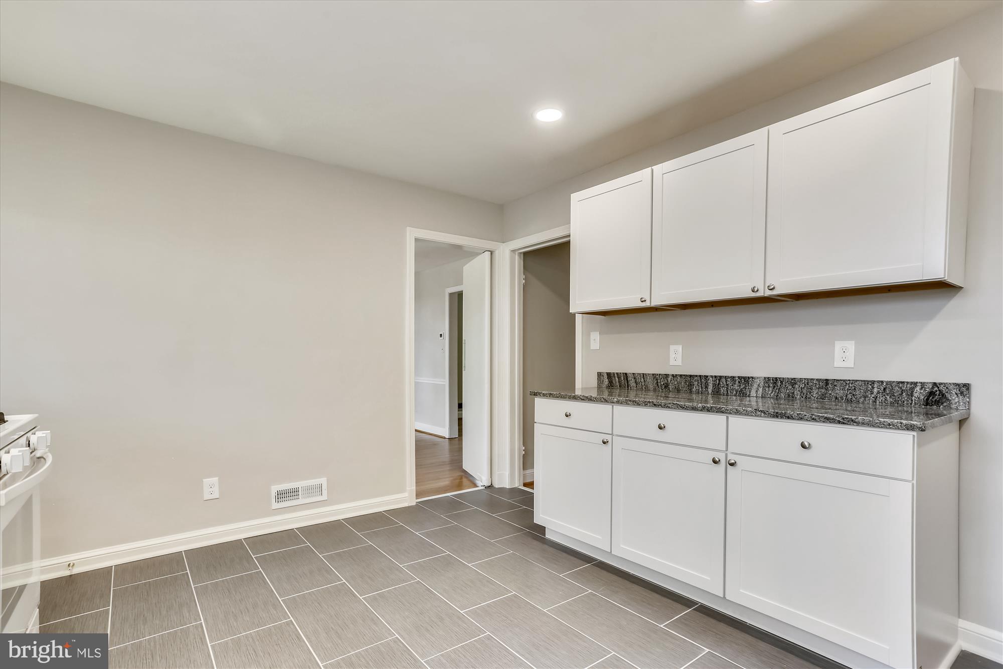 ROLLINGWOOD - Residential Lease