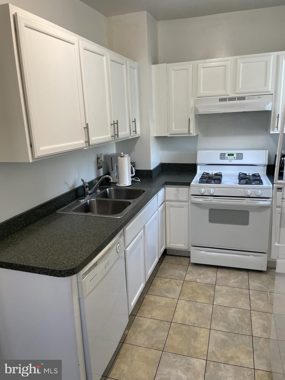 GARDENVILLE - Residential