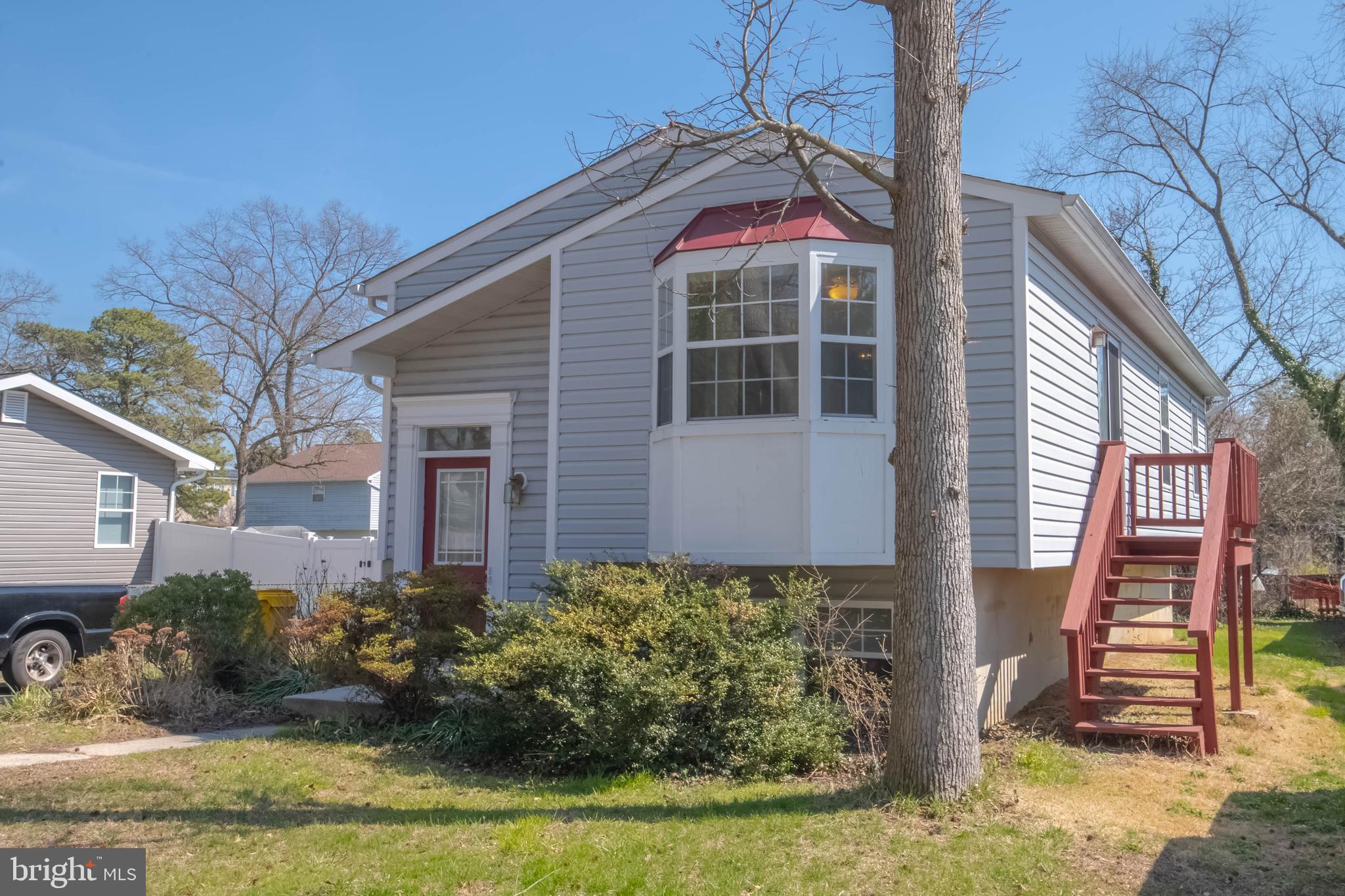 SILVER SANDS - Residential