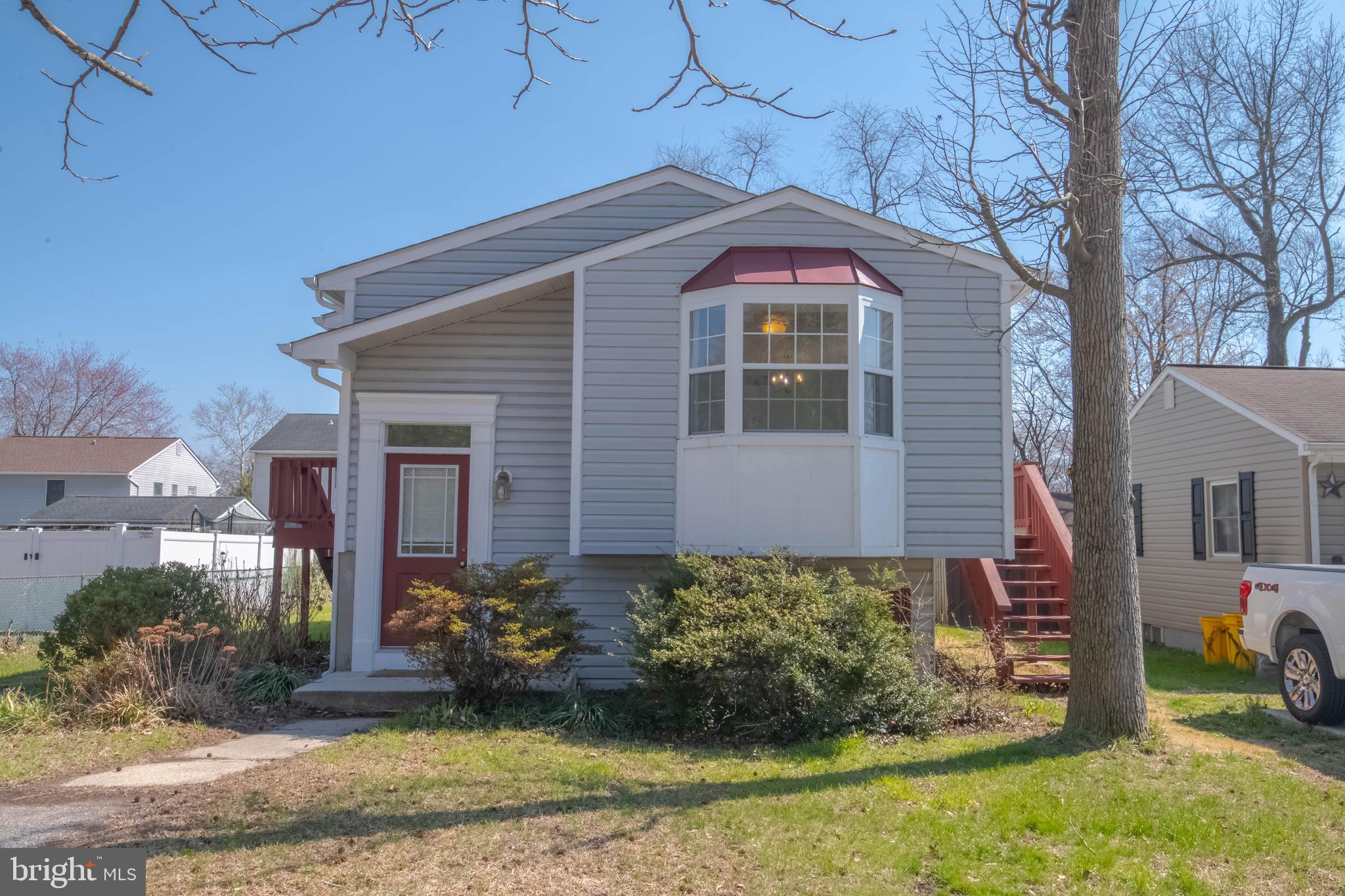 SILVER SANDS - Residential