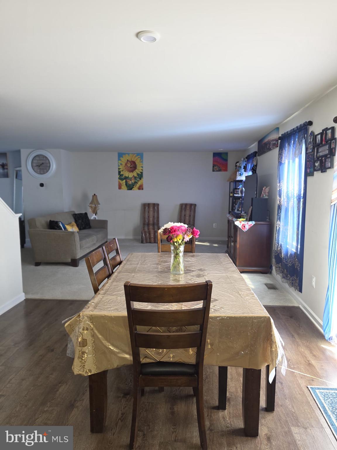 MIDDLETOWN - Residential