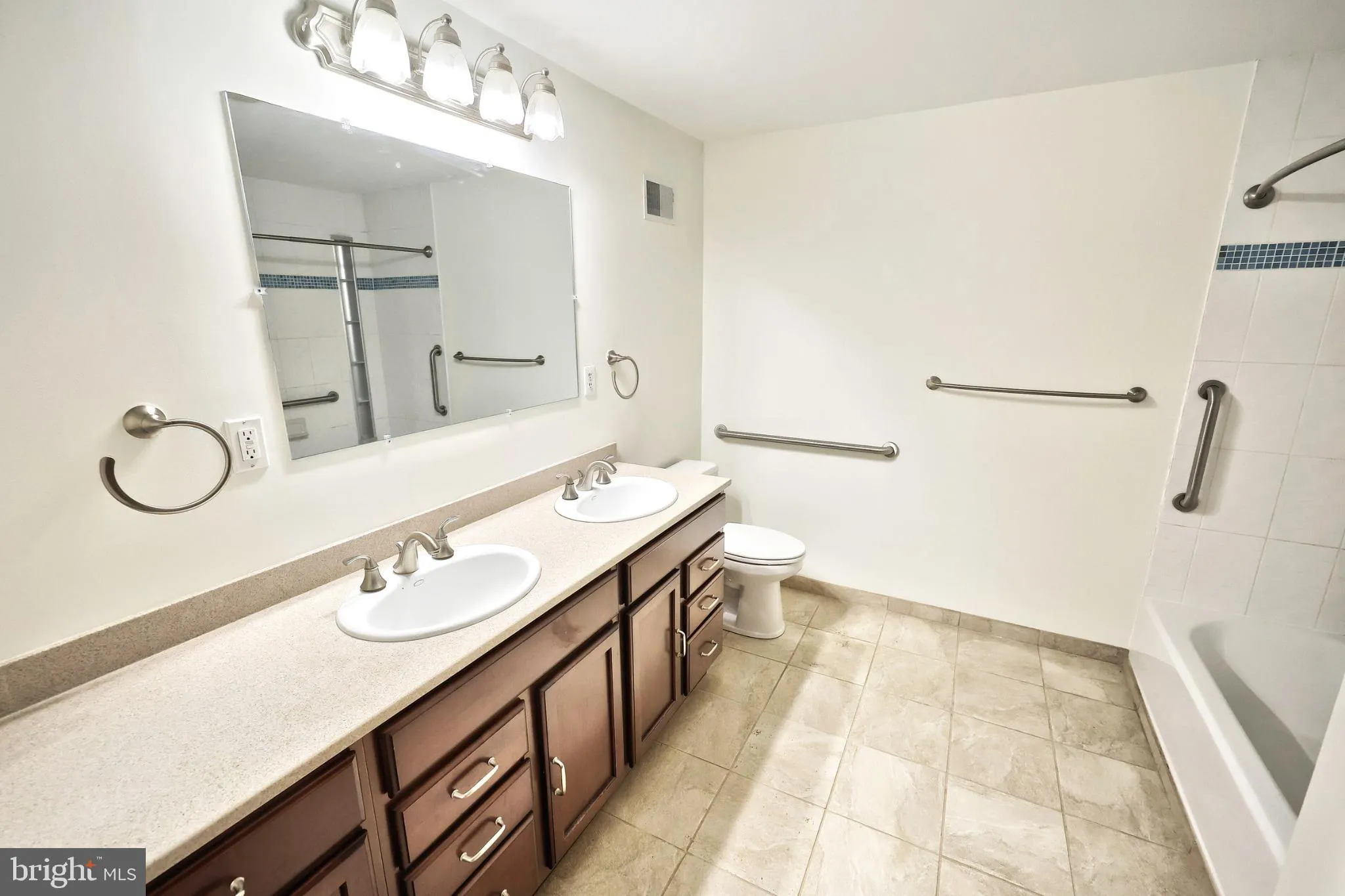 Dover, Pennsylvania 17315, United States, 3 Bedrooms Bedrooms, ,2 BathroomsBathrooms,Residential,Active,180827