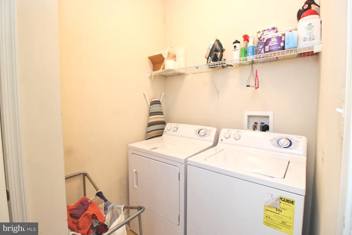 THE CRESCENT AT CHERRY LANE - Residential