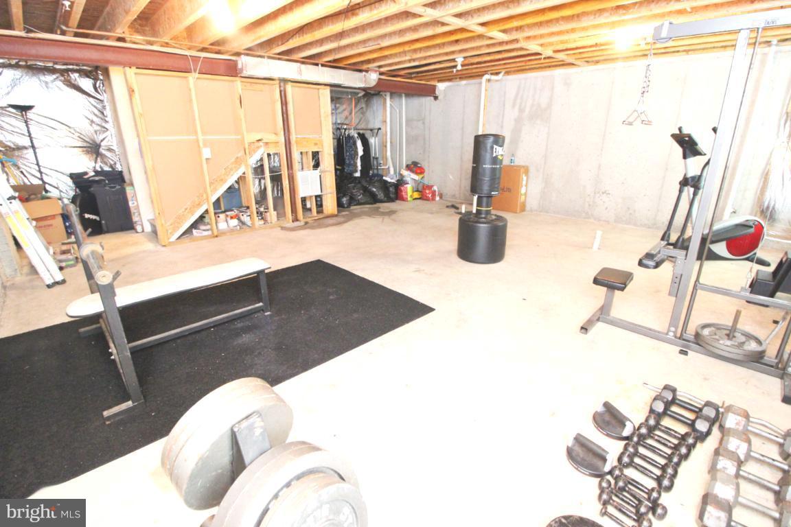 THE CRESCENT AT CHERRY LANE - Residential