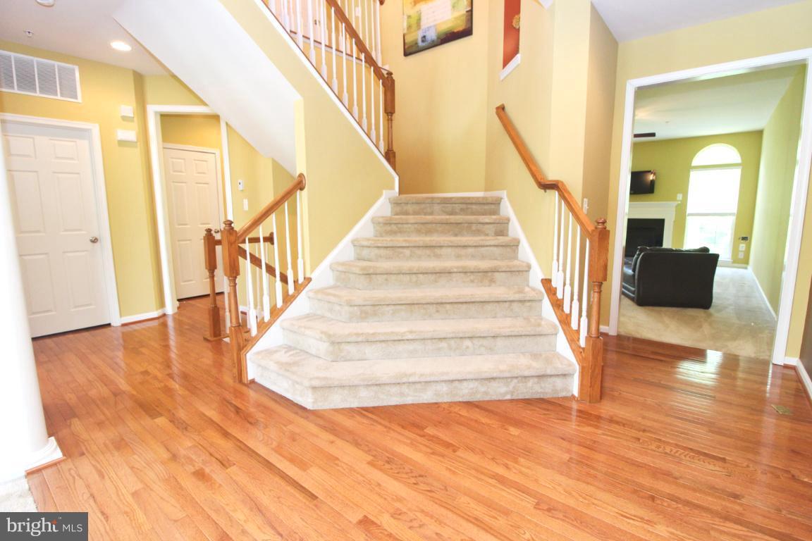 THE CRESCENT AT CHERRY LANE - Residential