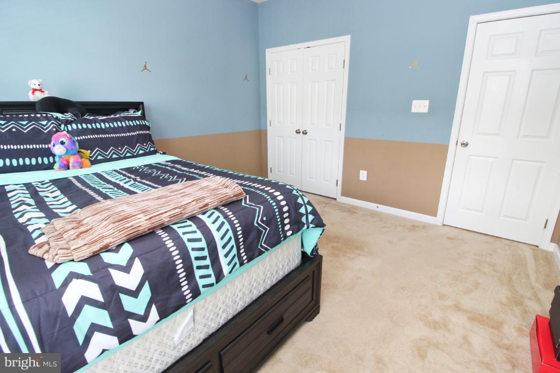 THE CRESCENT AT CHERRY LANE - Residential