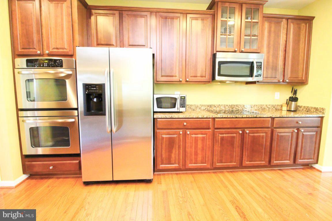 THE CRESCENT AT CHERRY LANE - Residential