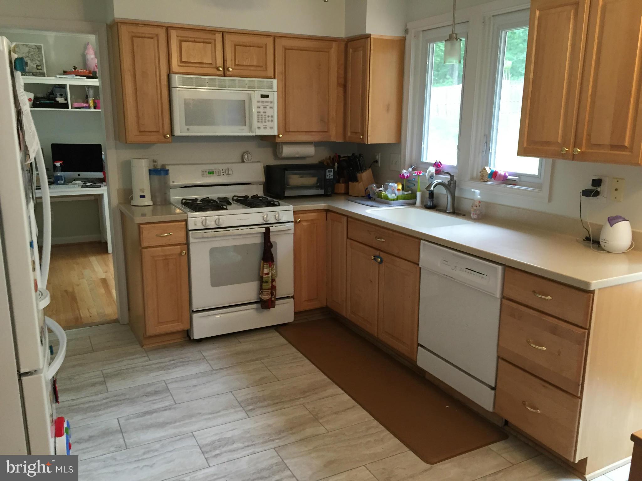 OLD BRIDGE ESTATES - Residential Lease